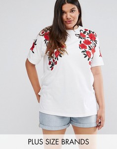 Футболка с цветочной вышивкой ASOS CURVE - Мульти