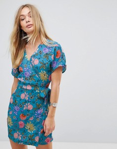 Чайное платье с запахом и цветочным принтом Glamorous - Синий