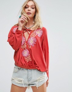 Блузка с вышивкой Free People Gotta Love It - Красный