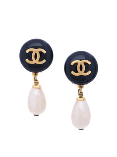 Round CC Drop Pearl Swing Earrings Chanel Vintage