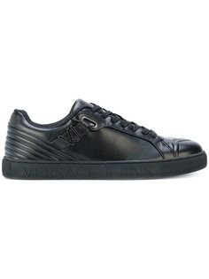 embossed low-top trainers Versace Jeans