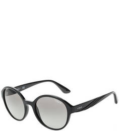 Очки с черной пластиковой оправой Vogue