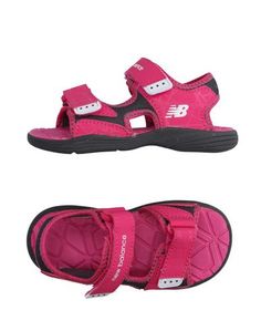 Сандалии New Balance
