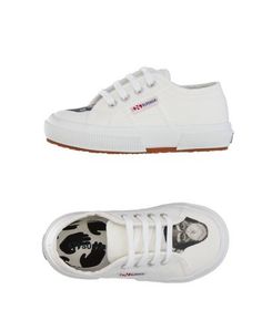 Низкие кеды и кроссовки Superga