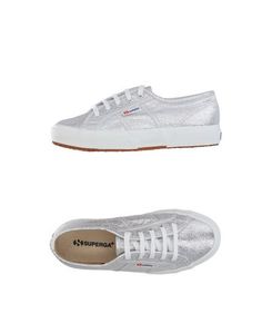 Низкие кеды и кроссовки Superga