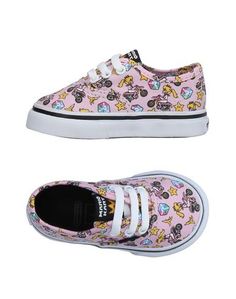 Низкие кеды и кроссовки Vans