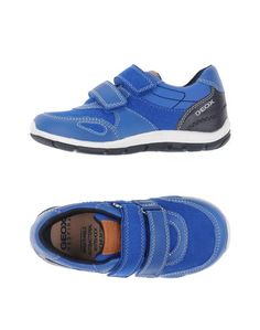 Низкие кеды и кроссовки Geox