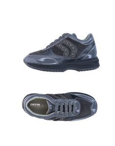 Низкие кеды и кроссовки Geox