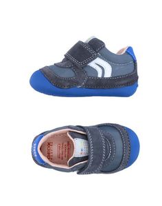 Низкие кеды и кроссовки Geox