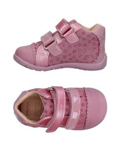 Низкие кеды и кроссовки Geox