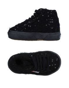 Низкие кеды и кроссовки Superga