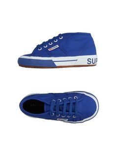 Низкие кеды и кроссовки Superga