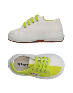 Низкие кеды и кроссовки Superga