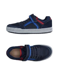Низкие кеды и кроссовки Geox