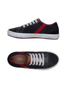 Низкие кеды и кроссовки Geox