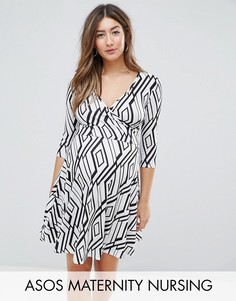 Приталенное платье с запахом для кормящих мам ASOS MATERNITY - Мульти