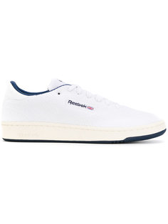 классические кроссовки Reebok