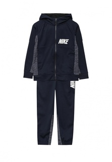 Костюм спортивный Nike