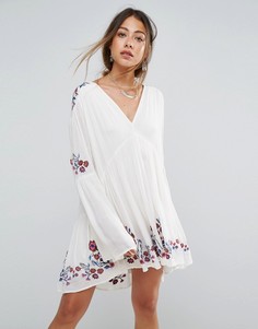 Платье с вышивкой Free People Te Amo - Мульти
