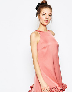 Цельнокройное платье мини с оборкой ASOS PETITE - Розовый