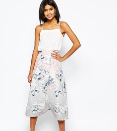 Юбка миди для выпускного с цветочным принтом и запахом ASOS PETITE - Мульти