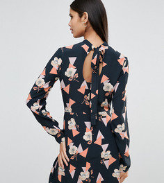 Короткое приталенное платье с открытой спиной и цветочным принтом ASOS TALL - Мульти