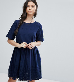 Свободное платье с открытой спиной и вышивкой ASOS PETITE - Темно-синий
