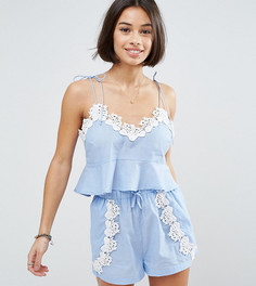 Комбинируемый пляжный топ из шамбре с отделкой кроше ASOS PETITE - Синий