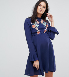 Платье мини с вышивкой и расклешенными рукавами ASOS Maternity - Темно-синий