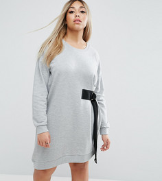 Трикотажное платье мини с поясом и D-образной пряжкой ASOS CURVE - Серый