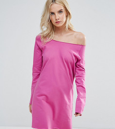 Трикотажное платье с открытыми плечами ASOS PETITE - Розовый