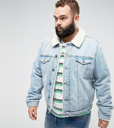 Выбеленная джинсовая куртка с подкладкой из искусственного меха ASOS PLUS - Синий