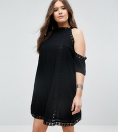 Кружевное платье с открытыми плечами Boohoo Plus - Черный