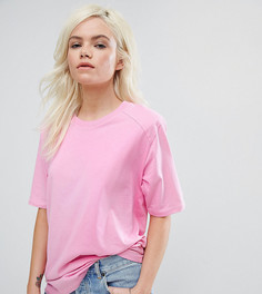 Свободная футболка с подплечниками ASOS PETITE - Розовый