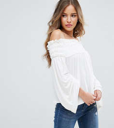 Топ с присборенной вставкой и открытыми плечами ASOS PETITE - Кремовый