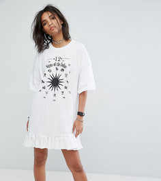 Платье-футболка с зодиакальным принтом и оборкой по нижнему краю Milk It Vintage - Белый