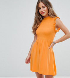 Короткое приталенное платье со сборками ASOS PETITE - Красный