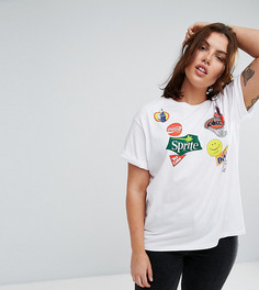 Футболка с нашивками Coca Cola ASOS CURVE - Мульти