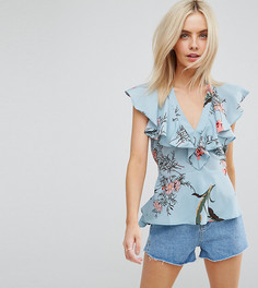Блузка с цветочным принтом, рюшами и завязкой на поясе ASOS PETITE - Синий