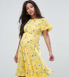 Чайное платье с цветочным принтом и рюшами Queen Bee Maternity - Мульти