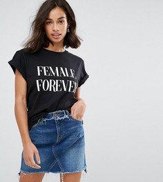 Футболка с принтом Female Forever ASOS PETITE - Черный