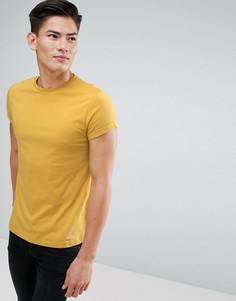 Желтая футболка с круглым вырезом и отворотами на рукавах ASOS - Желтый