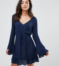 Платье из жатого материала с рукавами клеш Missguided Tall - Темно-синий