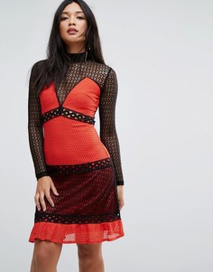 Кружевное платье с длинными рукавами и контрастными вставками Boohoo - Мульти