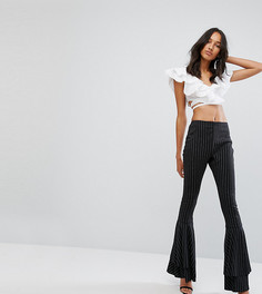 Расклешенные брюки в тонкую полоску Missguided Tall - Черный