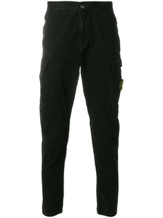 брюки карго с бляшкой с логотипом Stone Island