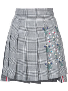 DROPPED BACK MINI PLEATED SKIRT WITH FLORAL WALLPAPER EMBROIDERY IN PRINCE OF WHALES HEAVY WOOL Thom Browne