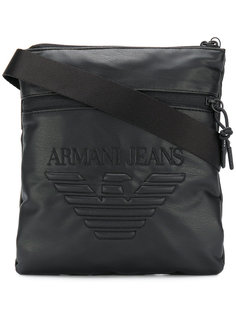 сумка-почтальонка с тисненым логотипом Armani Jeans
