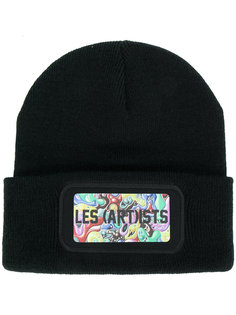 вязаная шапка с разноцветной заплаткой с логотипом Les (Art)Ists