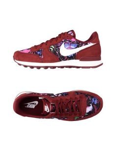 Низкие кеды и кроссовки Nike